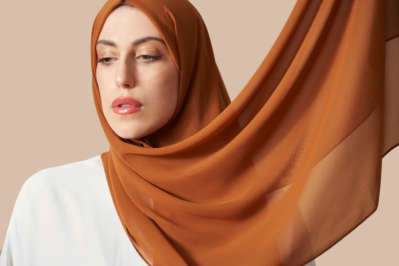 hijab chiffon canela