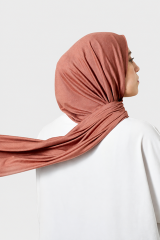 Hijab Jersey Luxury Rosa Blush con fondo gris claro